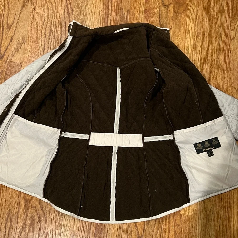 Barbour Women's Cavalry Polarquilt Jacket - Cream - Picture 7 of 8